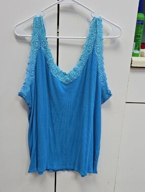 august silk Blue Lace-Trim Camisole Tank